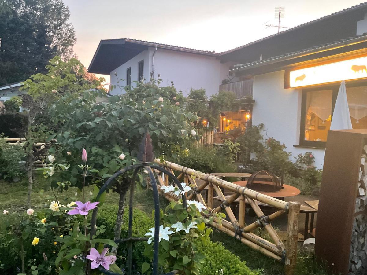 Zu Jeddelohs Bungalows & Apartments -Adult Friendly Gladenbach Exterior photo